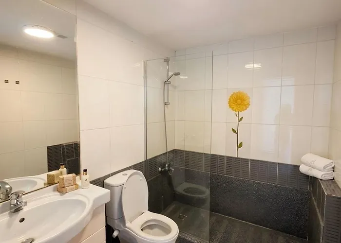Apartment Stunning Direct Sea View With Free Hurghada